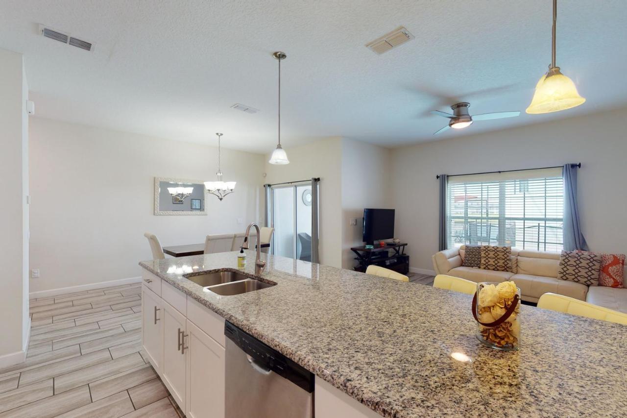 Lake View Townhouse Кисими Екстериор снимка